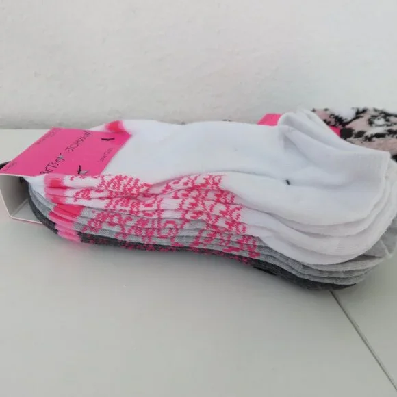 Betsey Johnson Lounge Socks 3 pairs / Low cuts 6 pairs - Picture 4 of 9